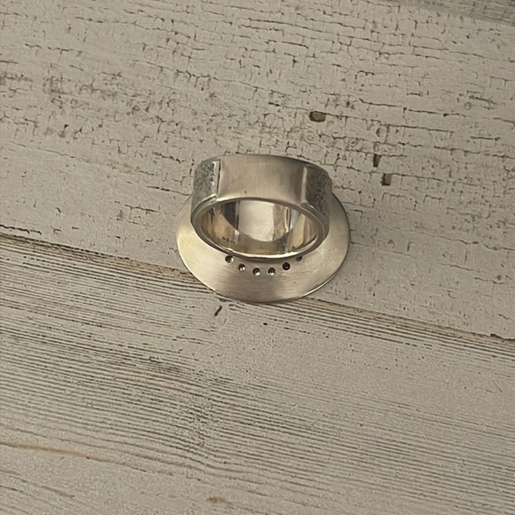 Silpada Sterling Silver Disc Statement Ring. - Picture 4 of 8